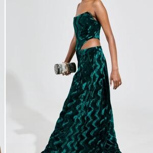 GREEN WITH ENVY VELVET WIDE LEG TROUSER - 1X